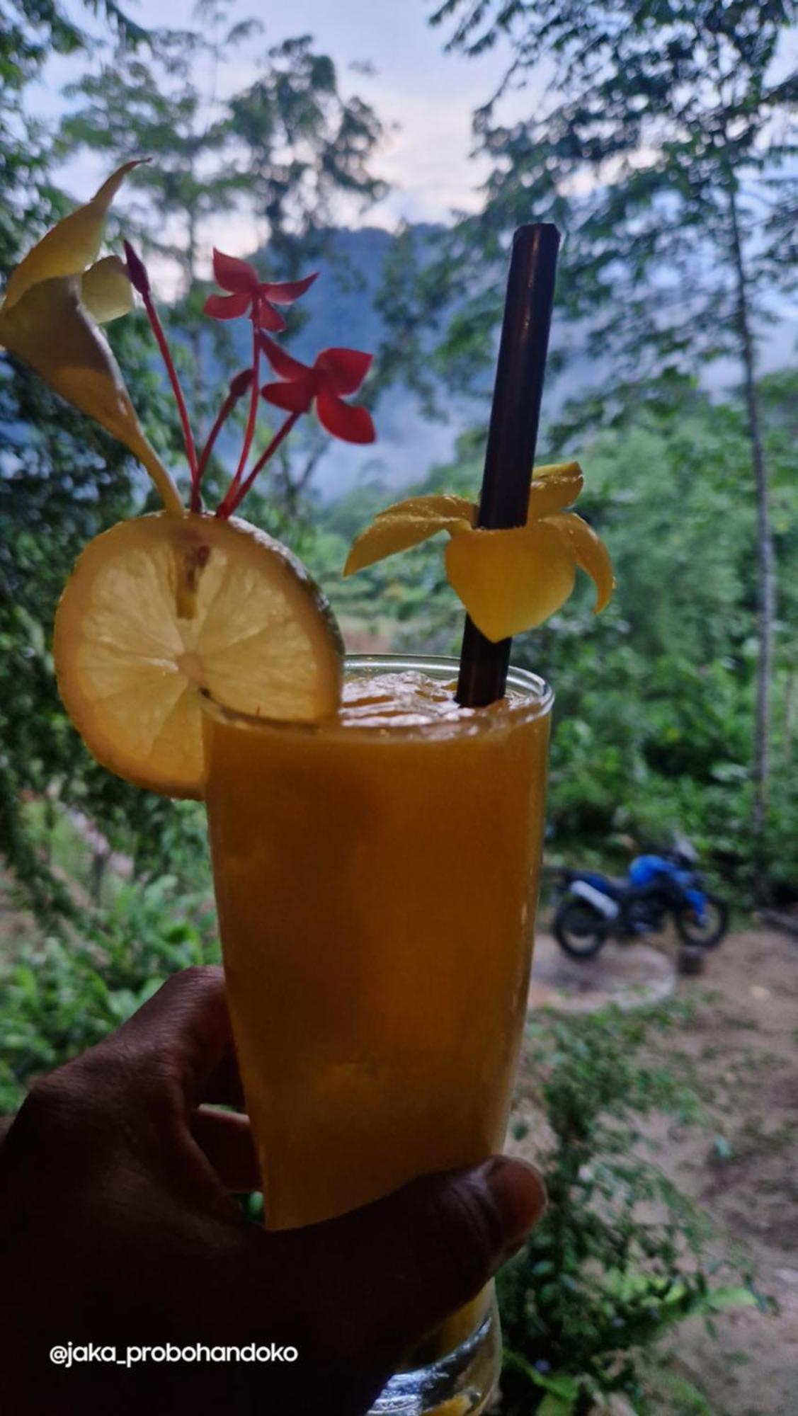 武吉拉旺 巴图卡帕尔旅馆酒店 外观 照片