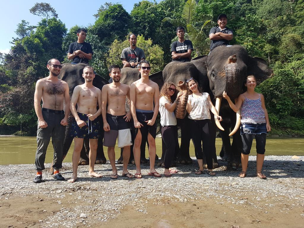 武吉拉旺 巴图卡帕尔旅馆酒店 外观 照片